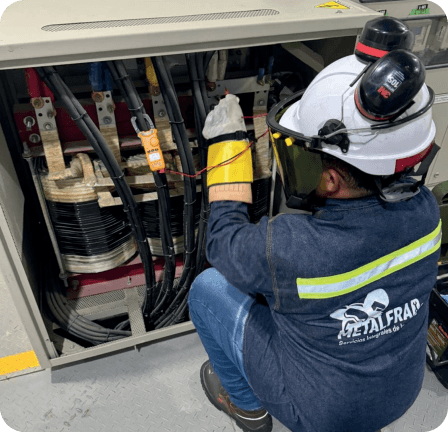 Montaje de sistemas de energía solar fotovoltaica